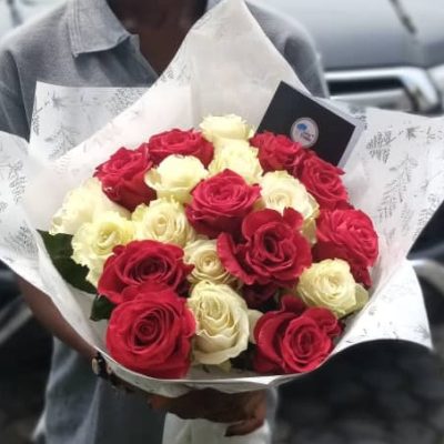 Twenty Mix Roses