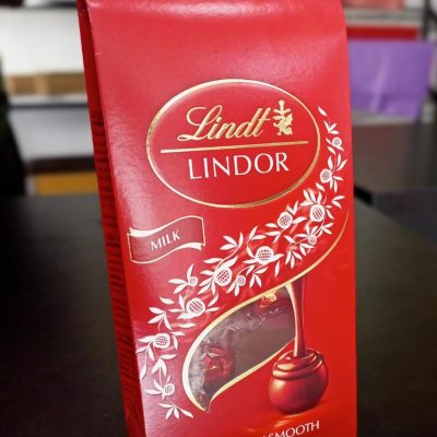 LINDT LINDOR MILK